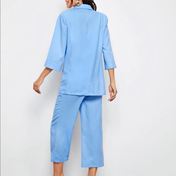 Roll up Sleeve Blazer and Straight Leg Cropped Pants for Women. Brand New - Picture 3 of 4